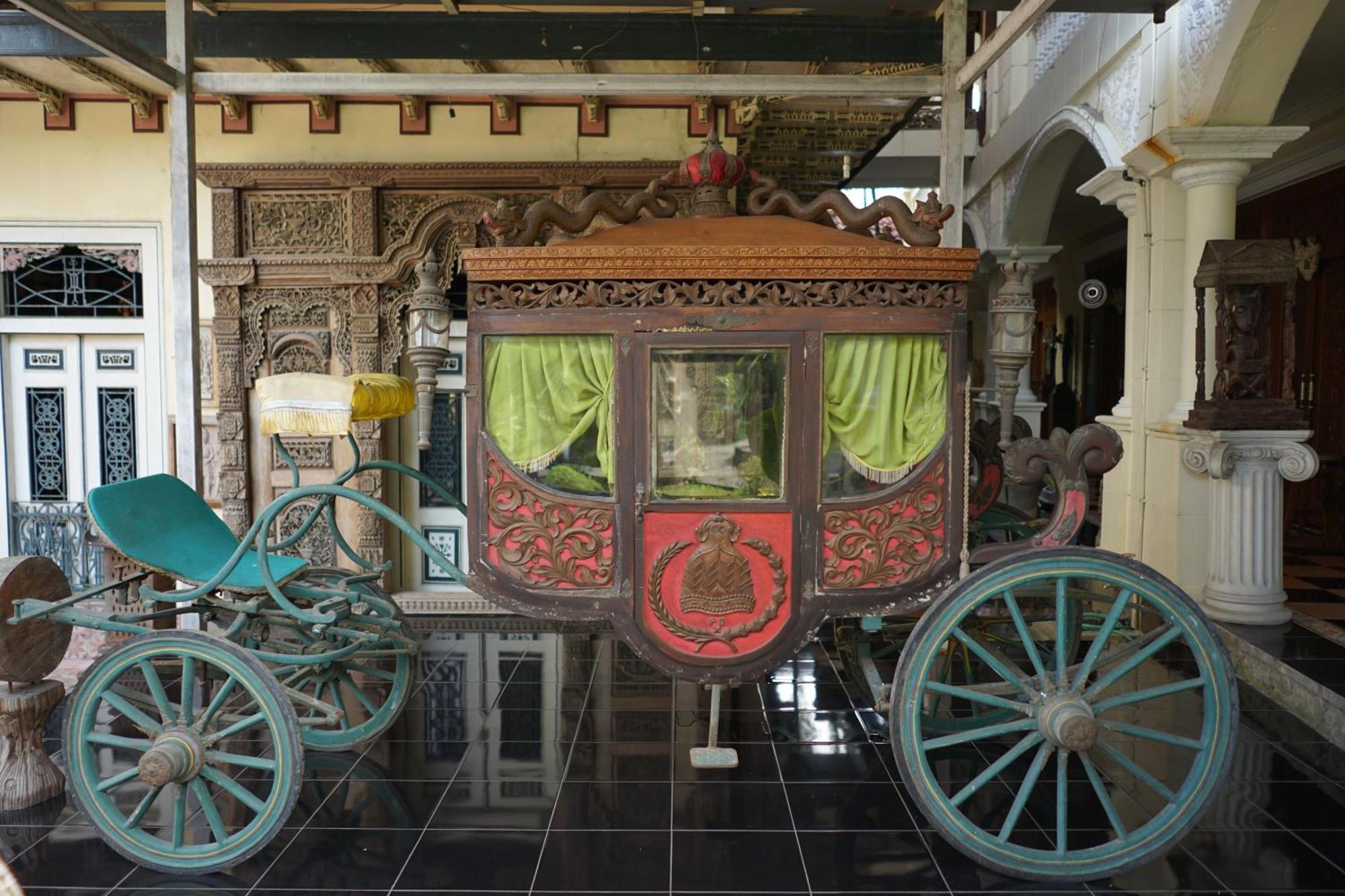 Rumah Pesik Art & Heritage Hotel Gondowulung Exterior foto
